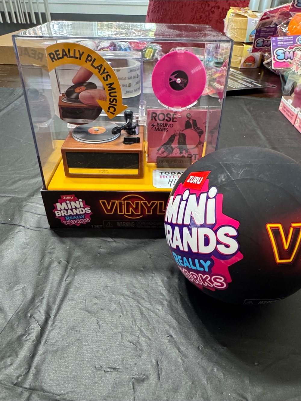 ZURU Mini Brands Vinyl Record Player Toy - Black & Pink